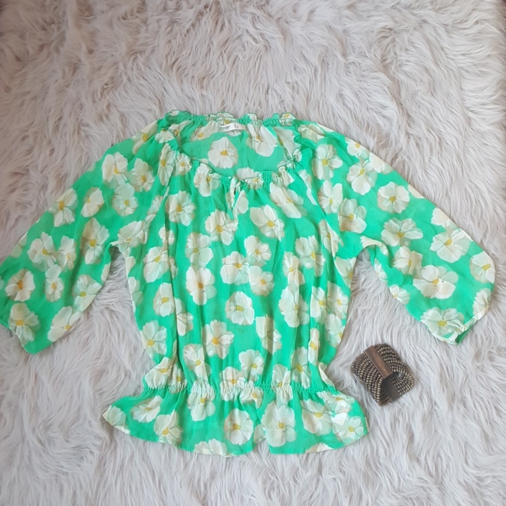 Blouses bundle - Picture 3 of 3